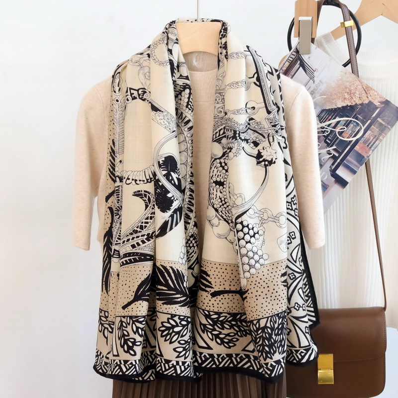 Winter Clothing Hong Kong - Bufanda de Seda y Lana de